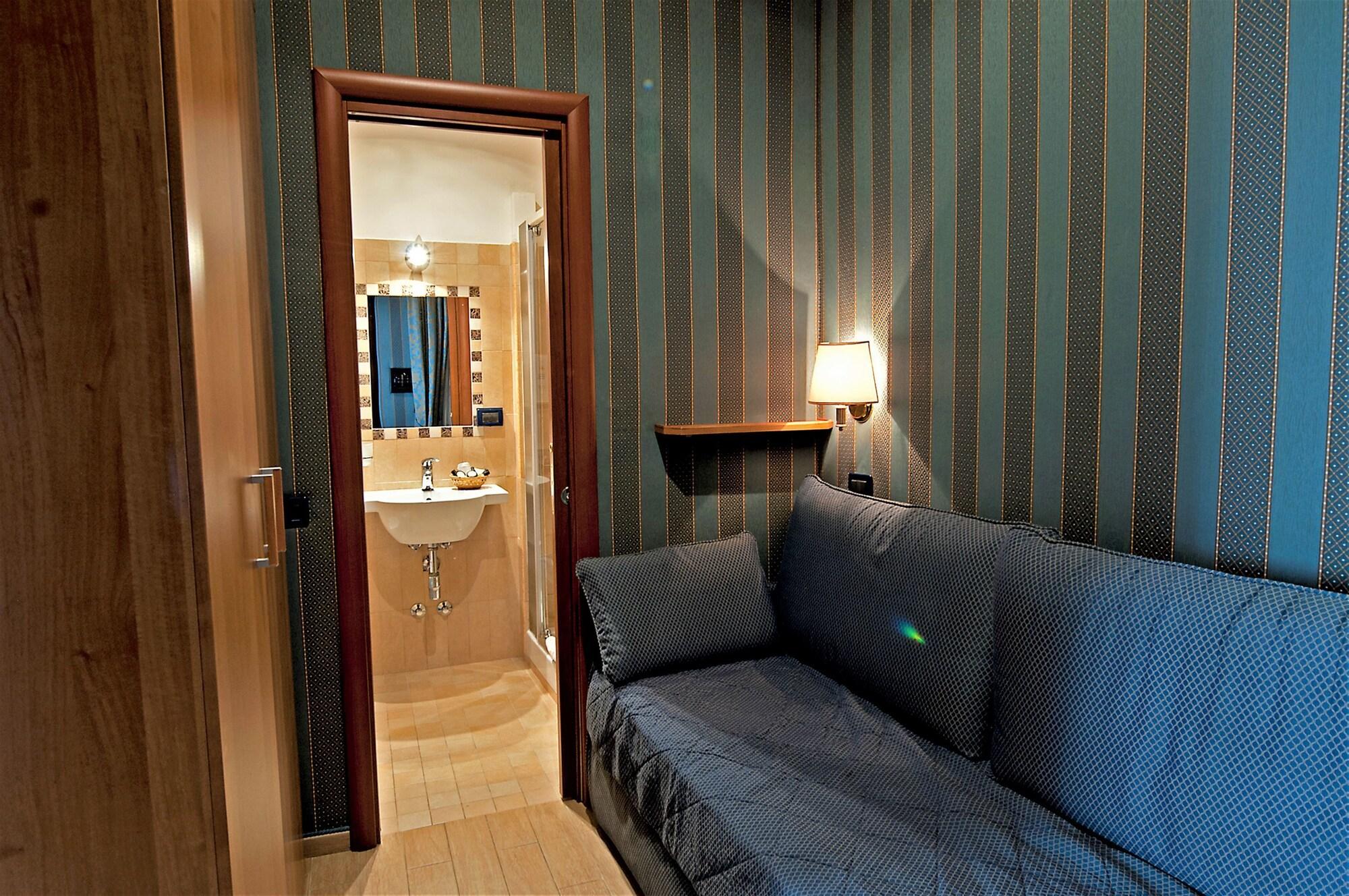 Hotel Lirico Ρώμη Εξωτερικό φωτογραφία