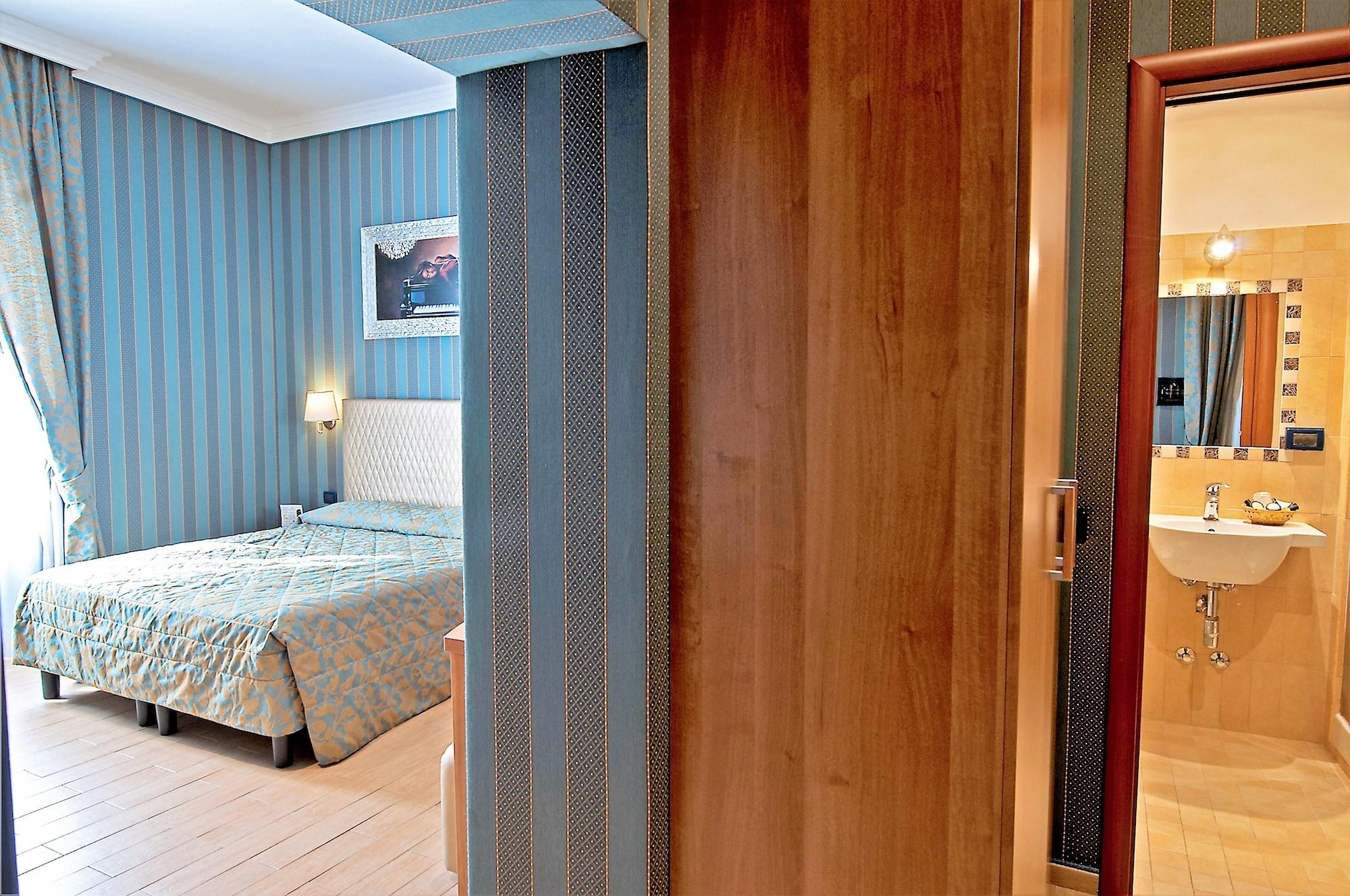 Hotel Lirico Ρώμη Εξωτερικό φωτογραφία