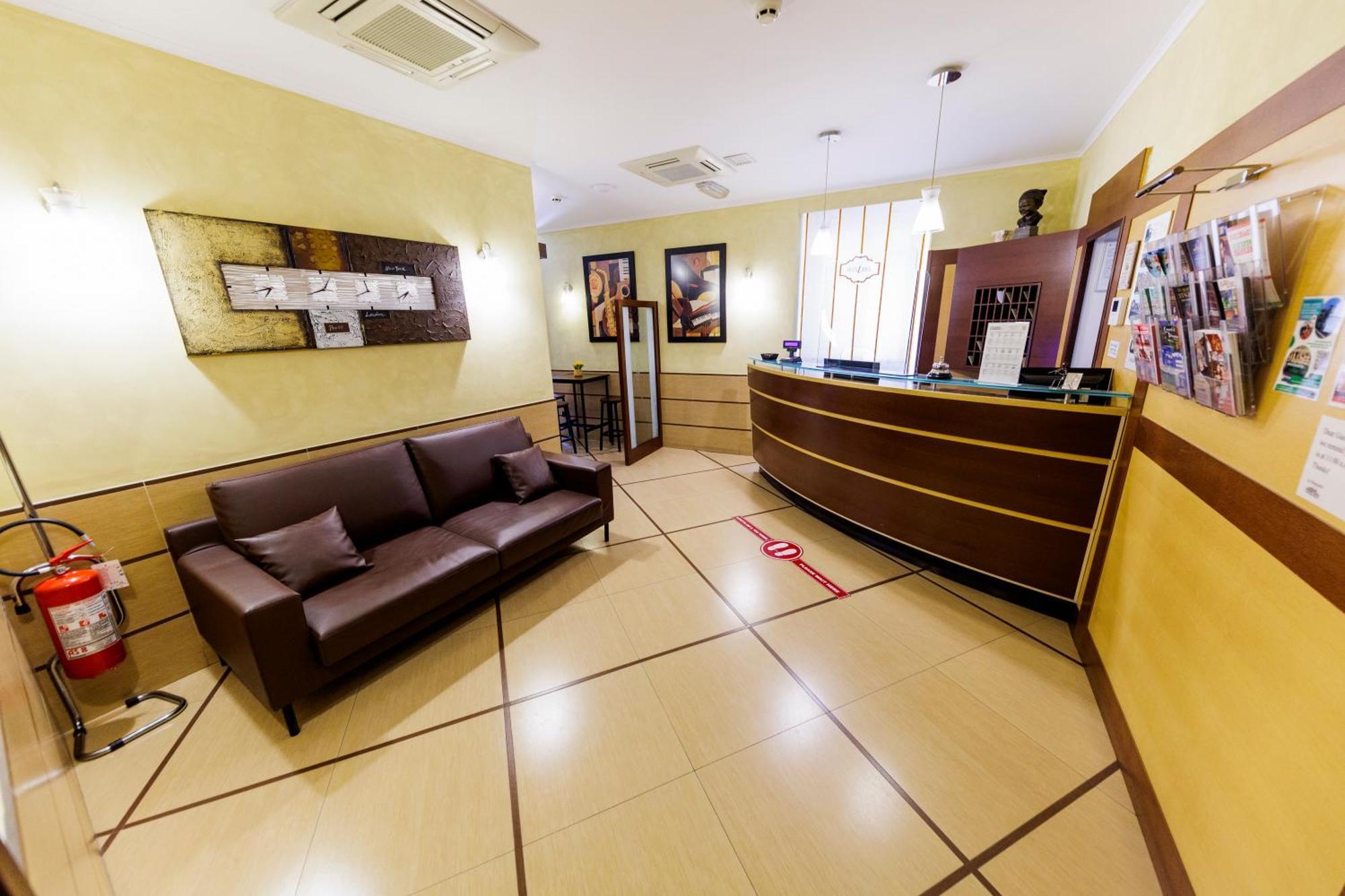 Hotel Lirico Ρώμη Εξωτερικό φωτογραφία